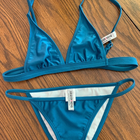 Fashion Nova Swim Set - Picture 1 of 5